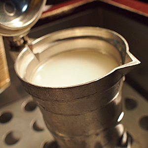 稲里 にごり酒：温めて甘酒感覚